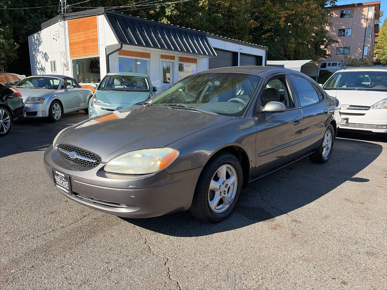 Used 2003 Ford Taurus SE