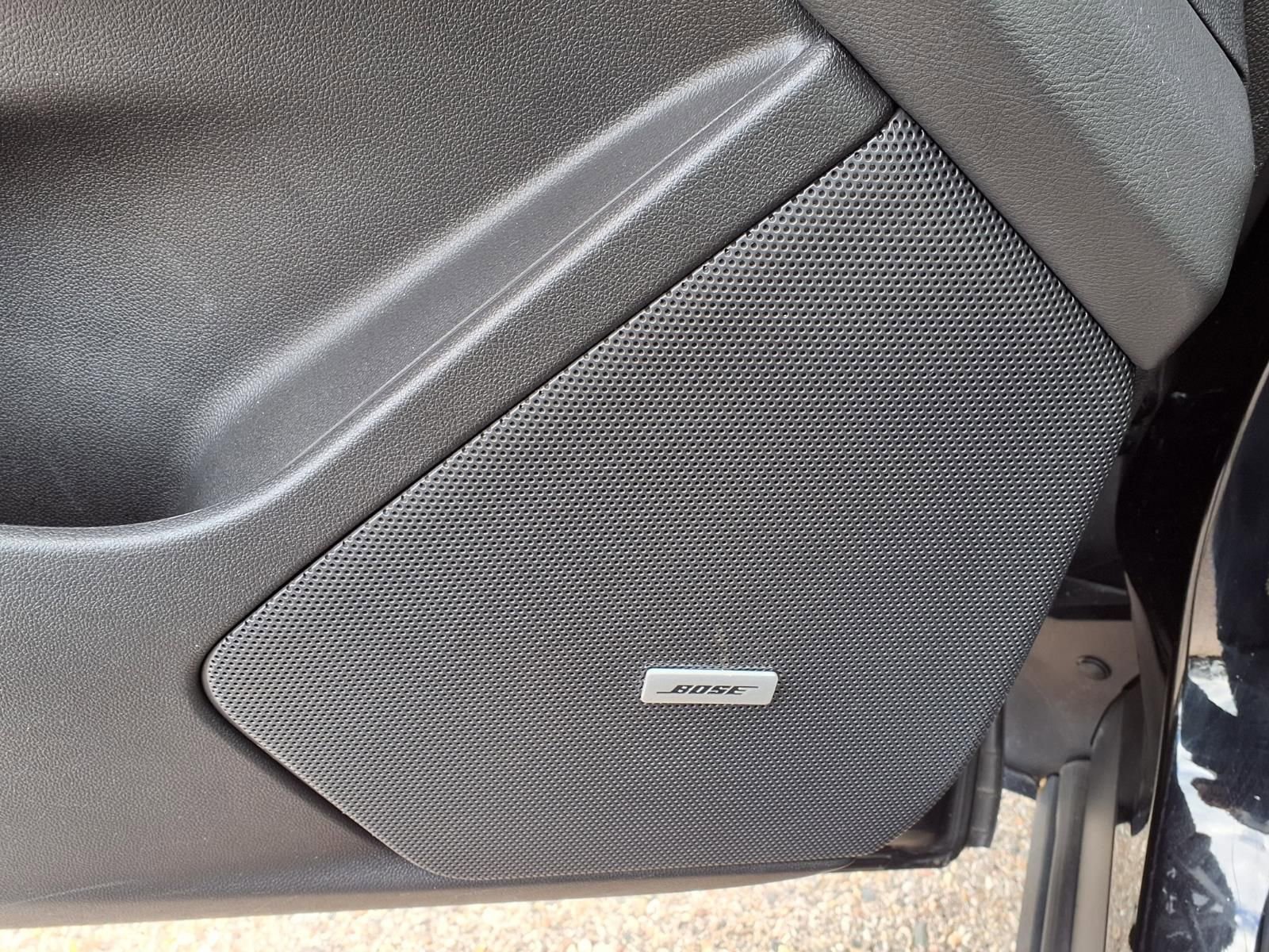 Used 2024 Cadillac XT6 Sport w/ LPO, Floor Liner Package AWD/4WD image 15