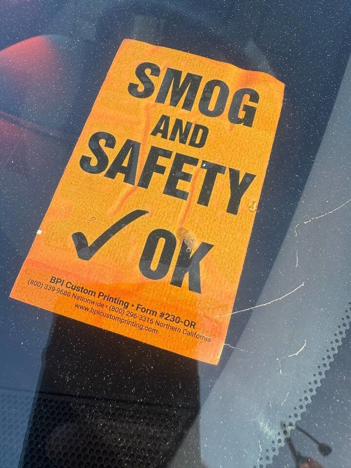 Used 2017 Nissan Pathfinder SV w/ Cargo Package image 19