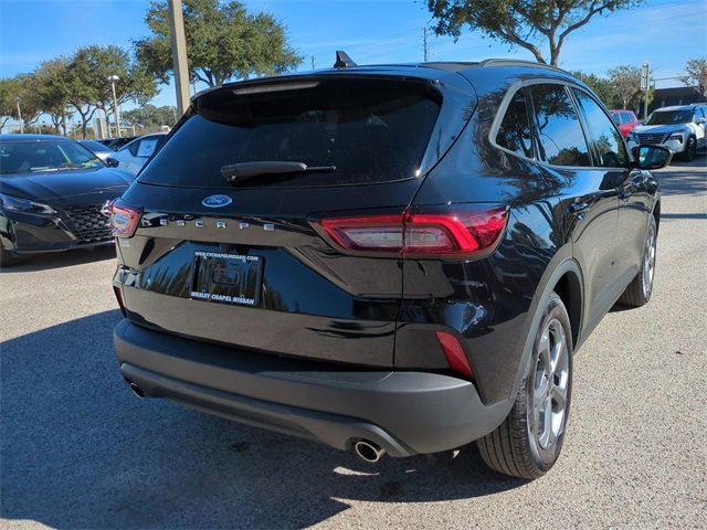 Used 2025 Ford Escape ST-Line image 5
