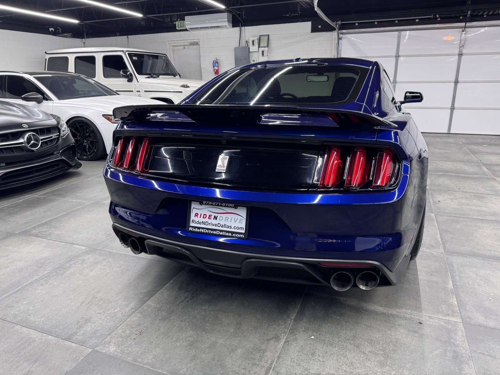 Used 2019 Ford Mustang Shelby GT350 w/ Technology Package image 6