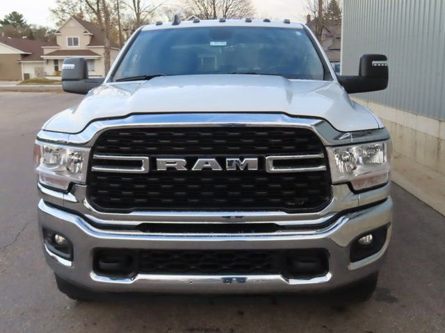 Used 2024 RAM 3500 Big Horn image 10