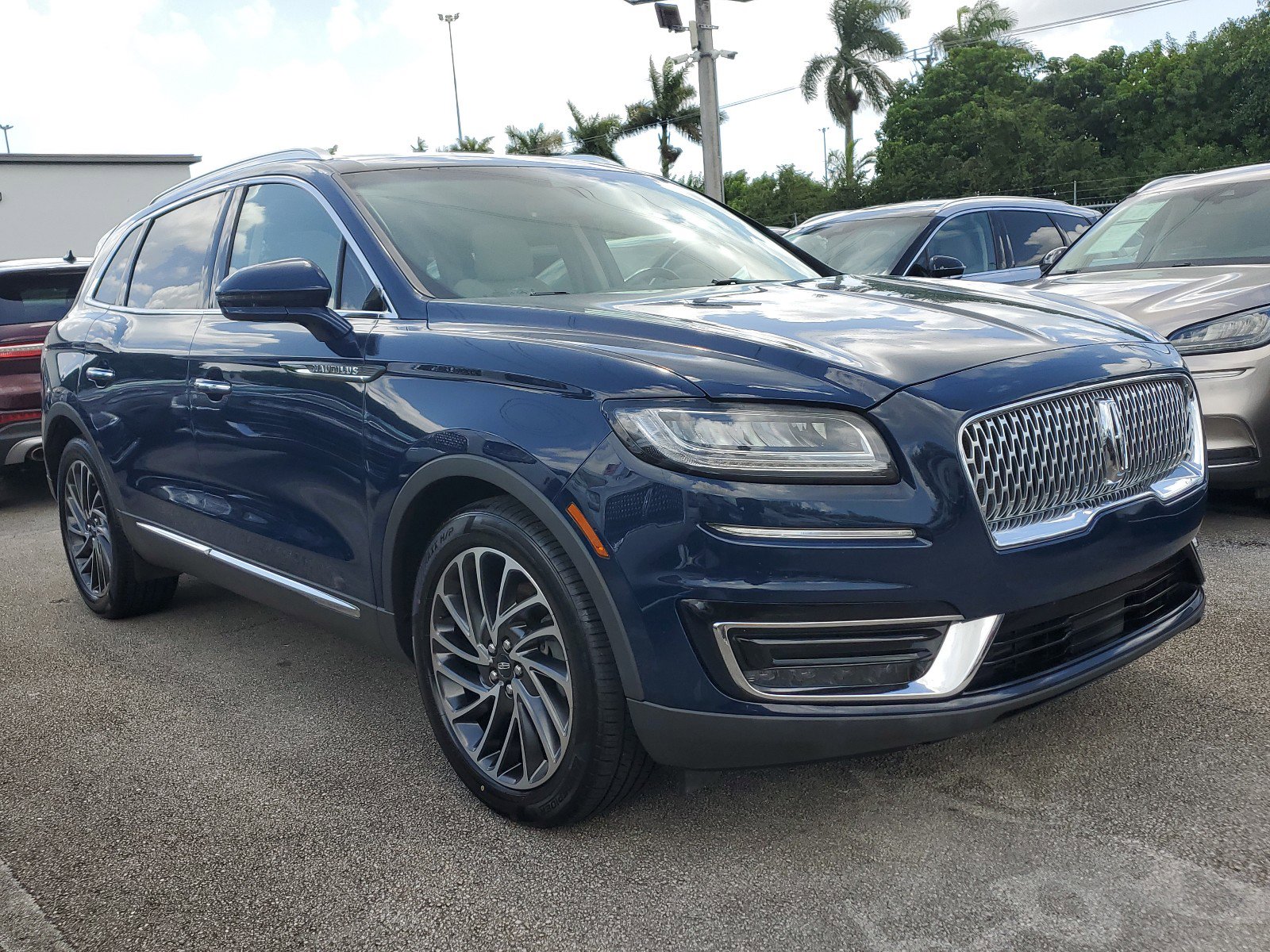 Used 2019 Lincoln Nautilus Reserve image 30