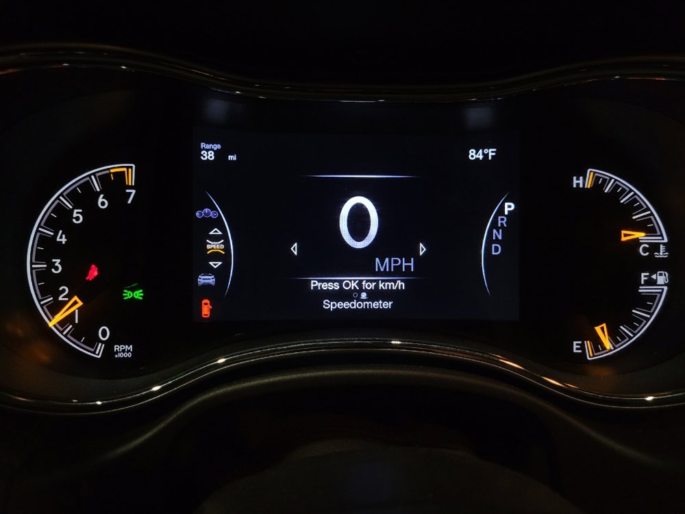 Used 2019 Jeep Grand Cherokee Overland AWD/4WD image 23