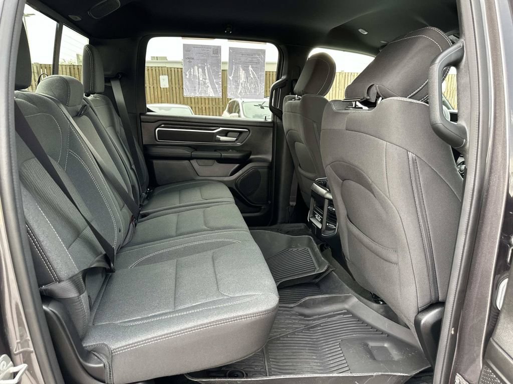 Used 2024 RAM 1500 Big Horn AWD/4WD image 29