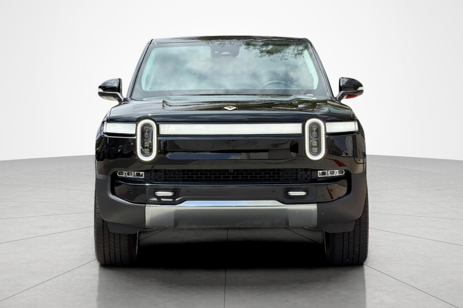 Used 2024 Rivian R1T Adventure AWD/4WD image 8