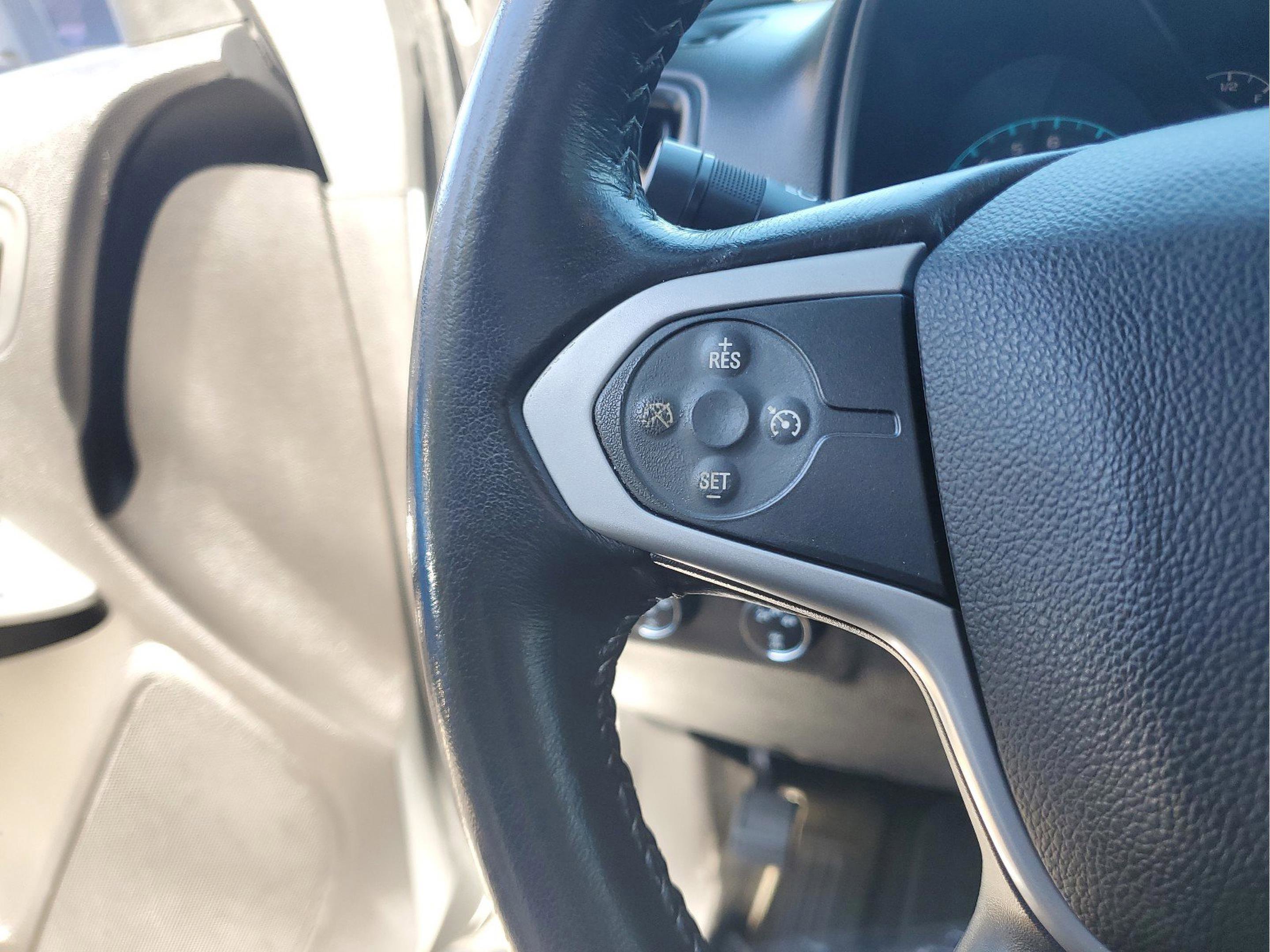 Used 2016 Chevrolet Colorado LT w/ LT Convenience Package image 29