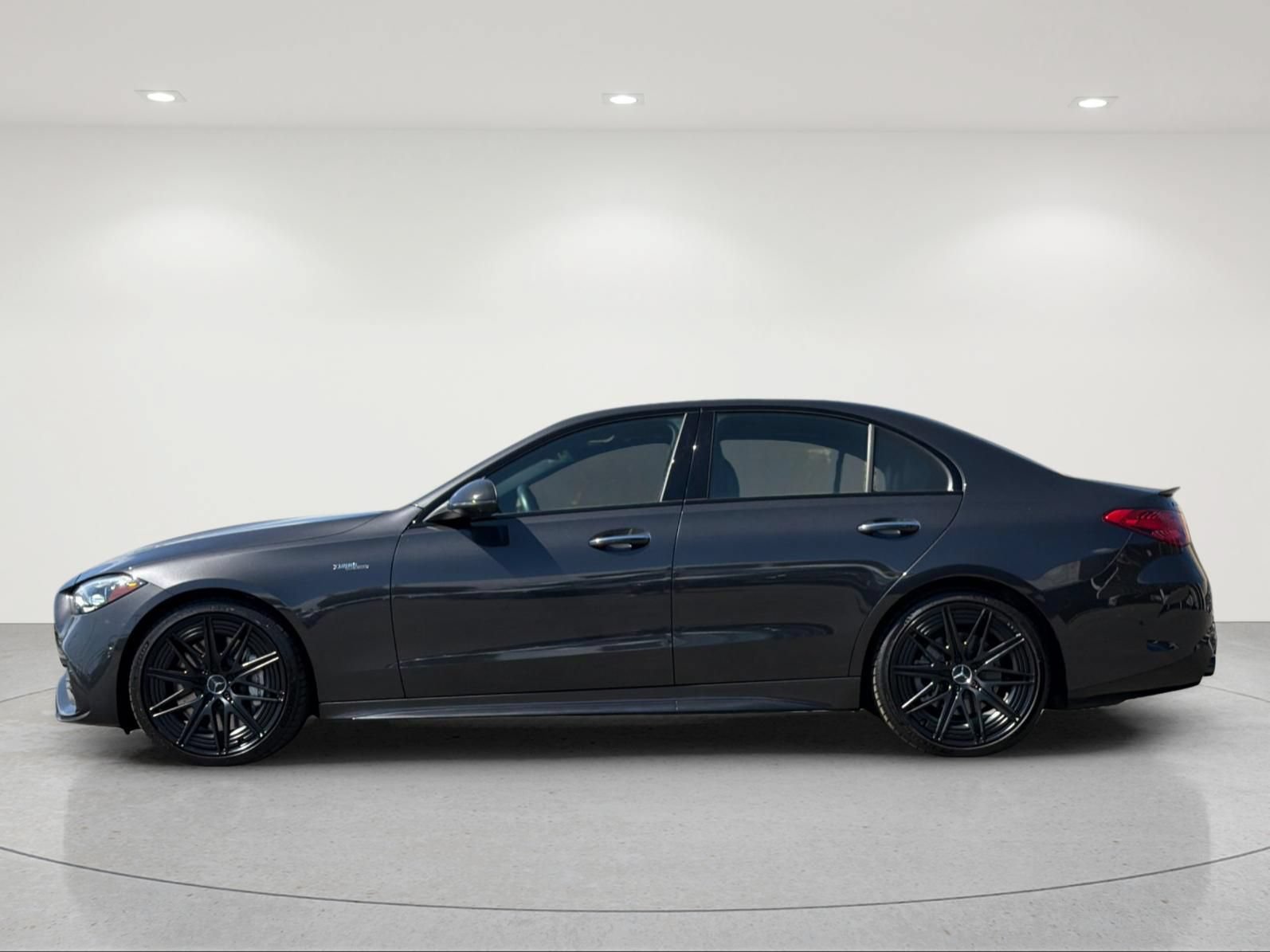 Used 2023 Mercedes-Benz C 43 AMG 4MATIC Sedan image 2