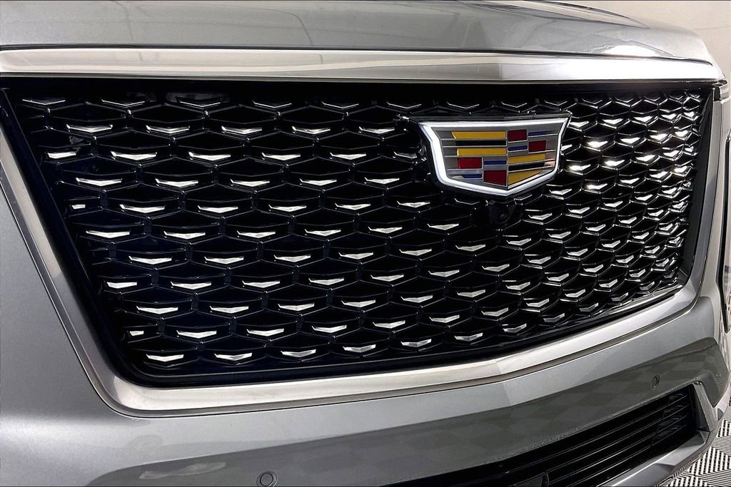 Used 2025 Cadillac Escalade Premium Luxury image 41