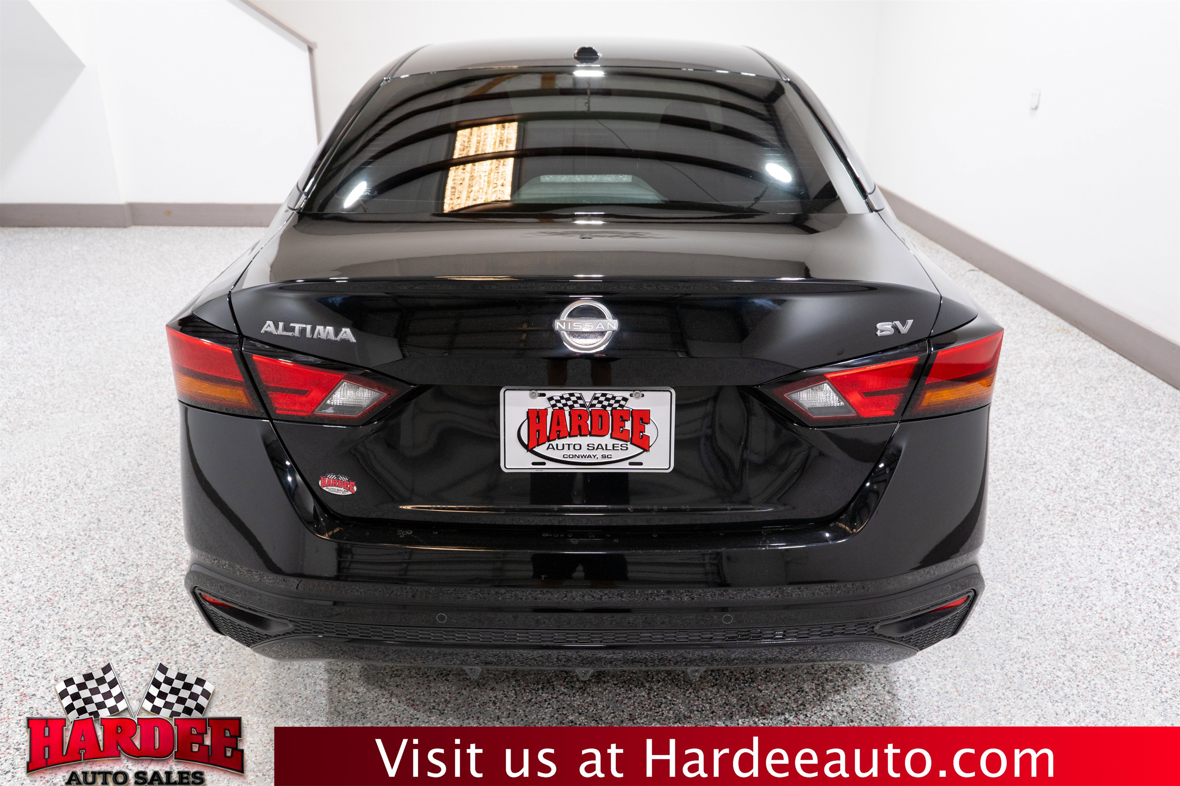 Used 2024 Nissan Altima 2.5 SV FWD image 4