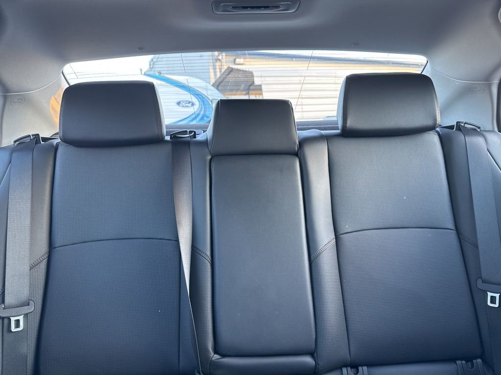 Used 2025 Toyota Camry XLE image 28