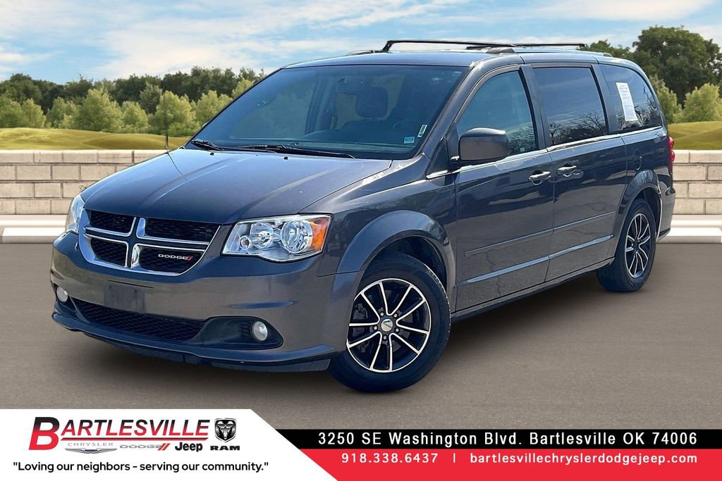 Used 2017 Dodge Grand Caravan SXT FWD image 1