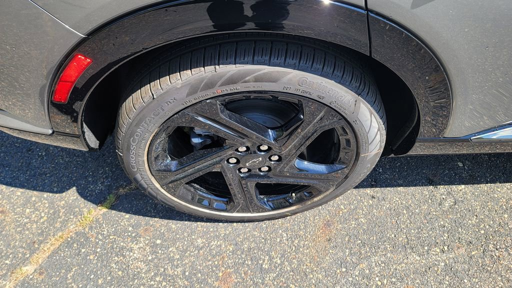 New 2025 Chevrolet Equinox EV RS w/ Convenience Package II image 13