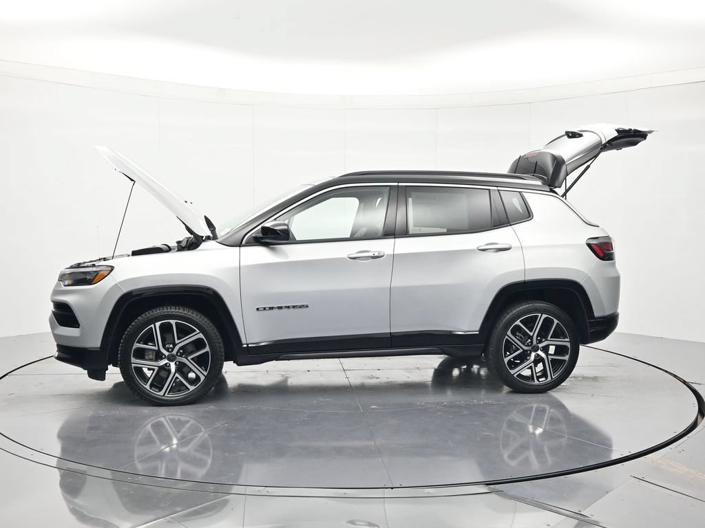 Used 2025 Jeep Compass Limited w/ Elite Group AWD/4WD image 48