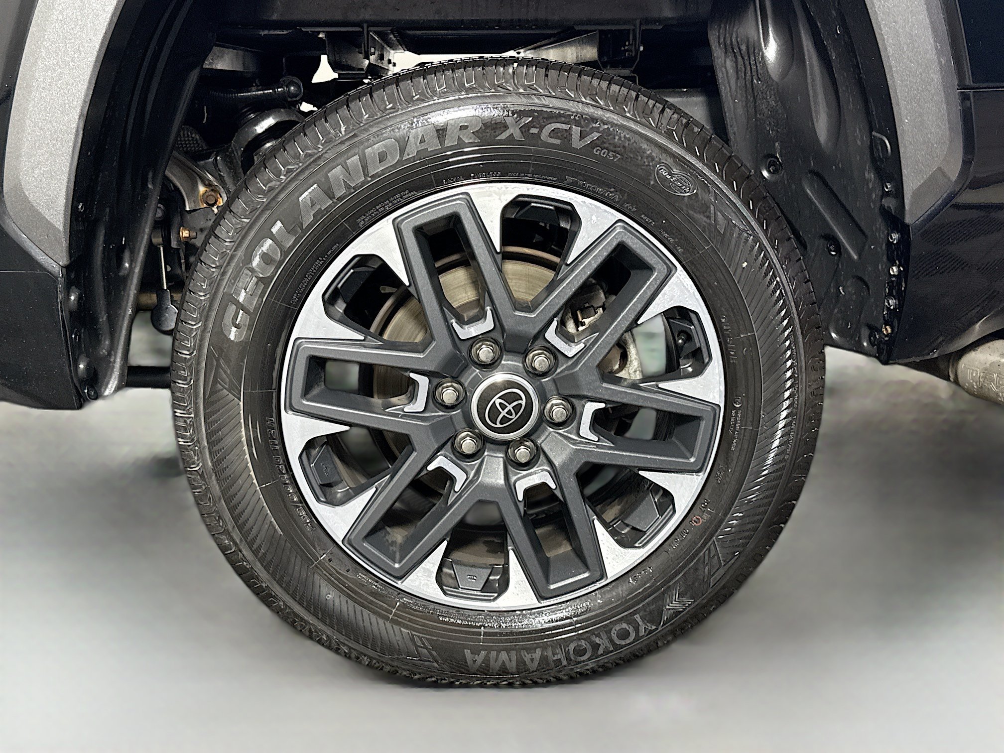 Used 2023 Toyota Tundra Limited w/ Power Package AWD/4WD image 28