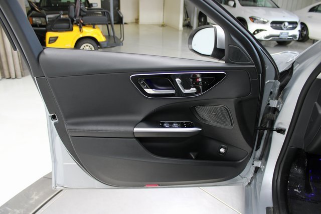 Used 2023 Mercedes-Benz C 300 Sedan image 35