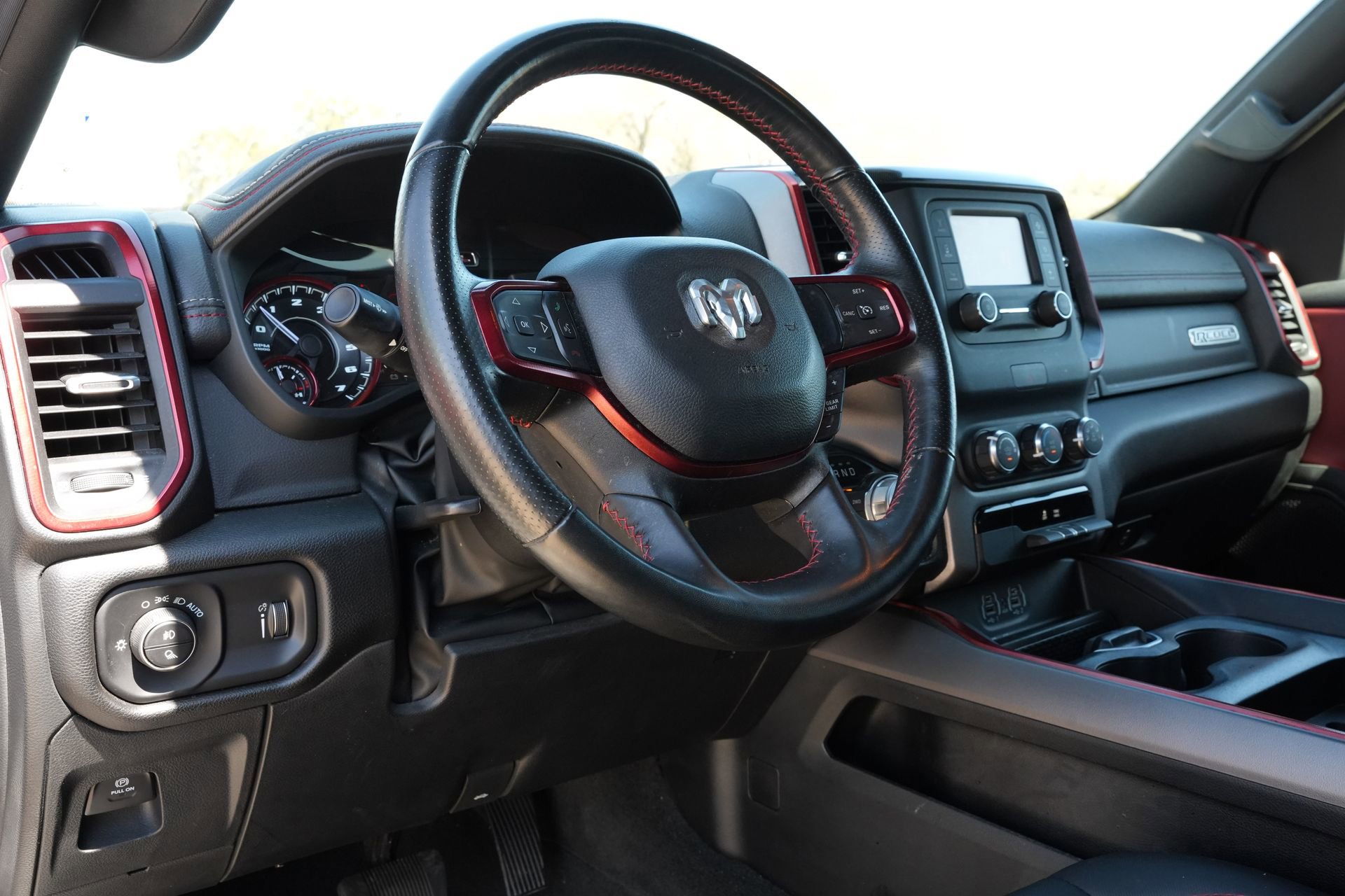 Used 2022 RAM 1500 Rebel AWD/4WD image 17