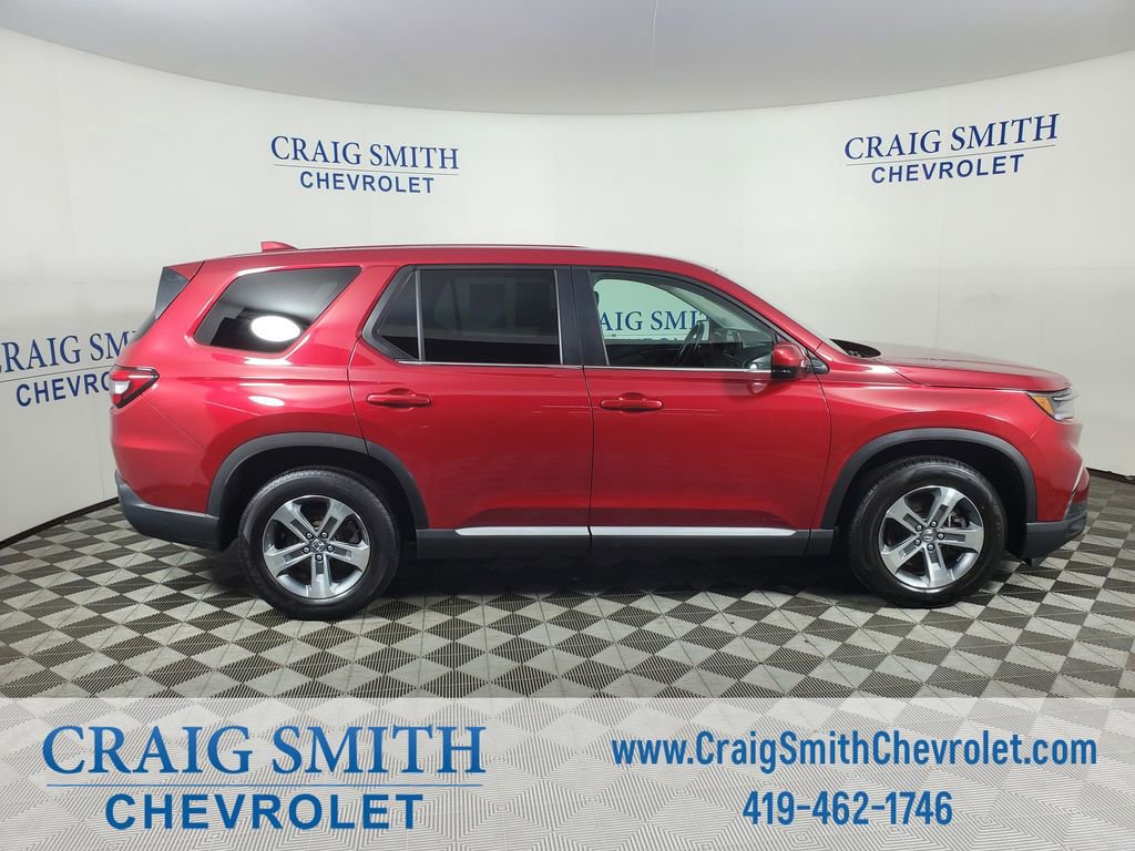 Used 2025 Honda Pilot EX-L image 6