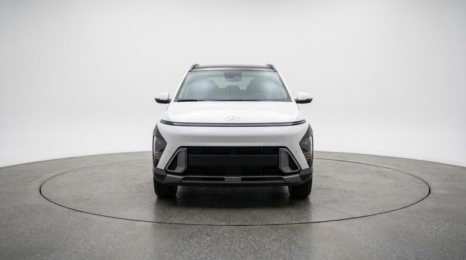 Used 2025 Hyundai Kona SEL image 2
