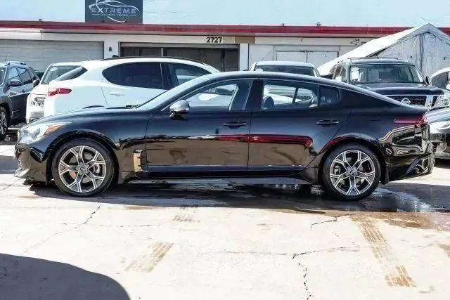 Used 2021 Kia Stinger GT-Line image 10