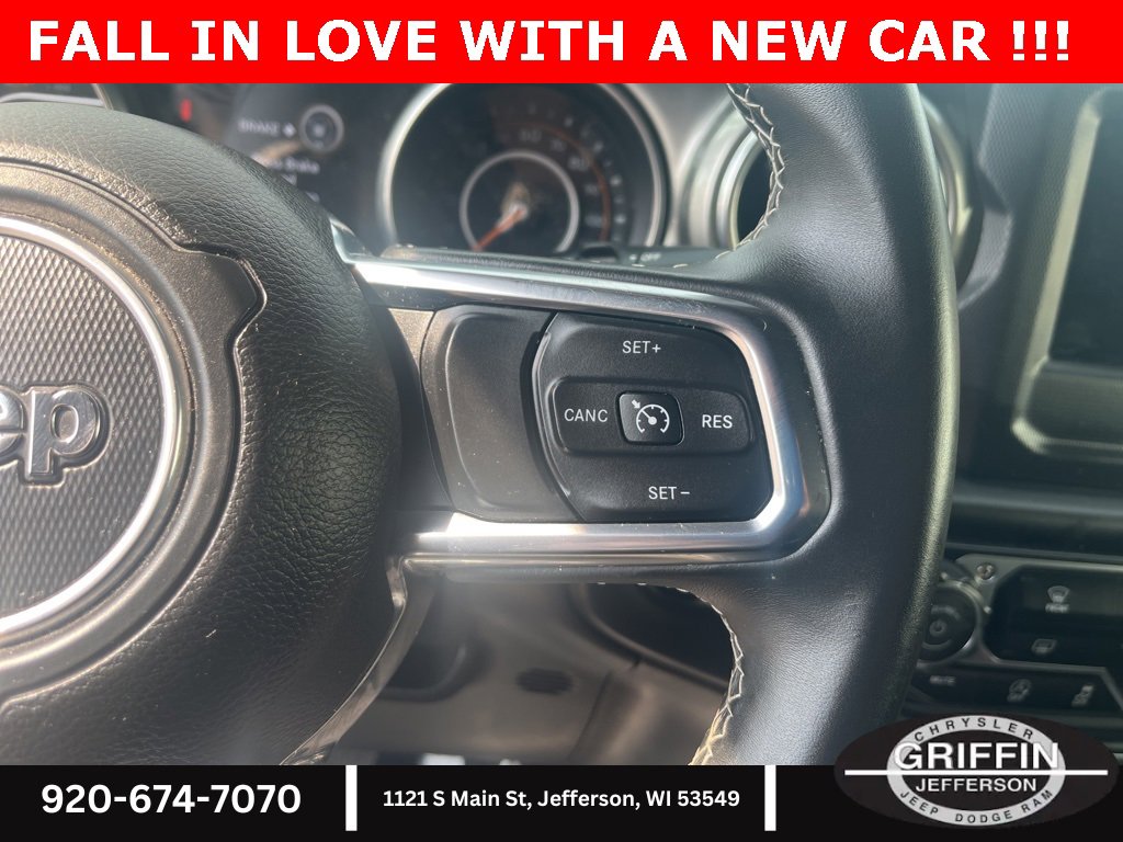 Used 2019 Jeep Wrangler Unlimited Sahara image 13