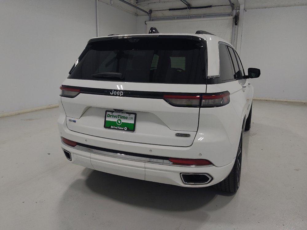 Used 2022 Jeep Grand Cherokee Overland w/ Luxury Tech Group IV AWD/4WD image 7