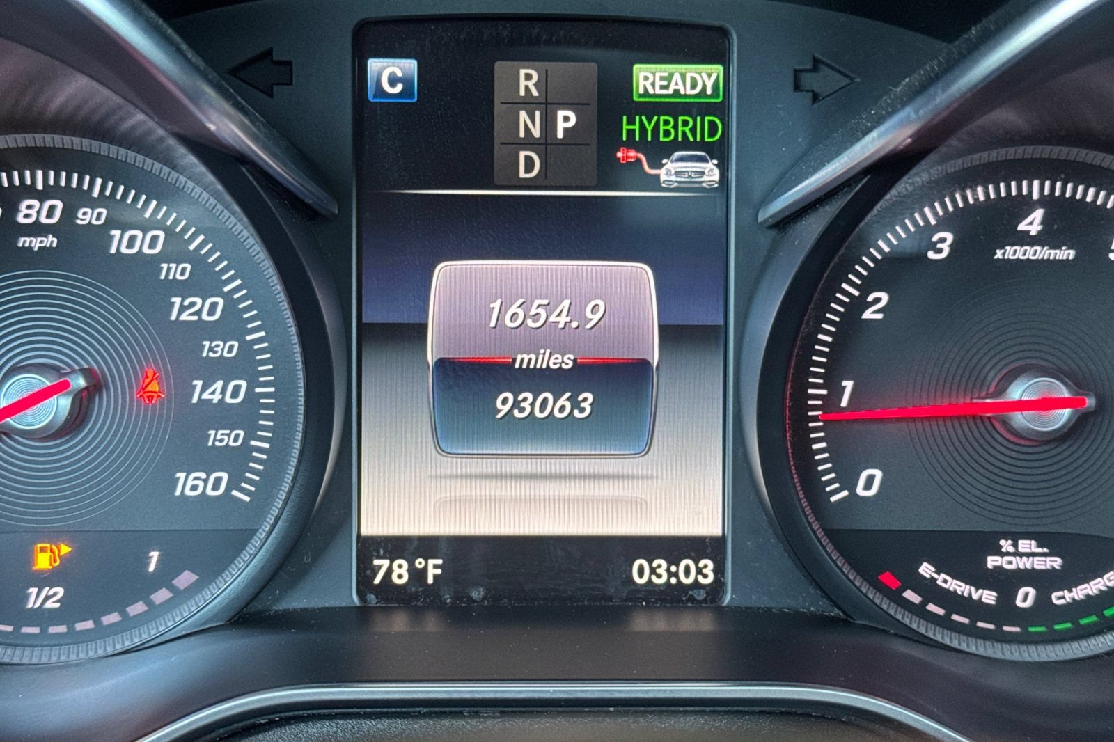Used 2018 Mercedes-Benz GLC 350e 4MATIC image 3