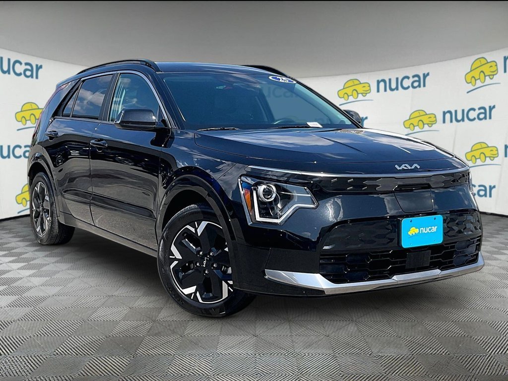 Used 2025 Kia Niro Wind w/ Wind Preserve Package