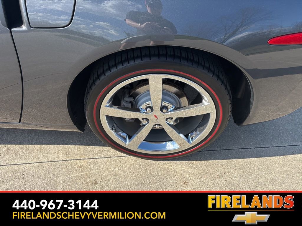 Used 2010 Chevrolet Corvette Coupe w/ 1LT image 43