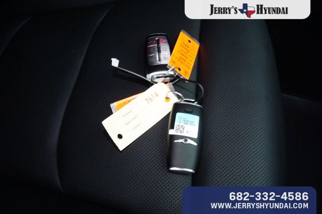 Certified 2025 Genesis GV70 2.5T Advanced w/ Advanced Package image 26