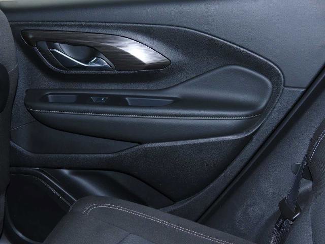 Used 2024 GMC Terrain SLE image 21