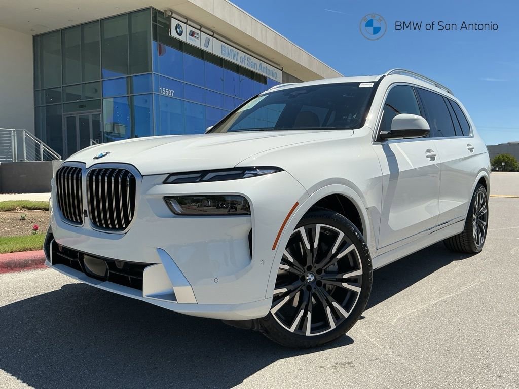 Certified 2024 BMW X7 xDrive40i AWD/4WD image 1
