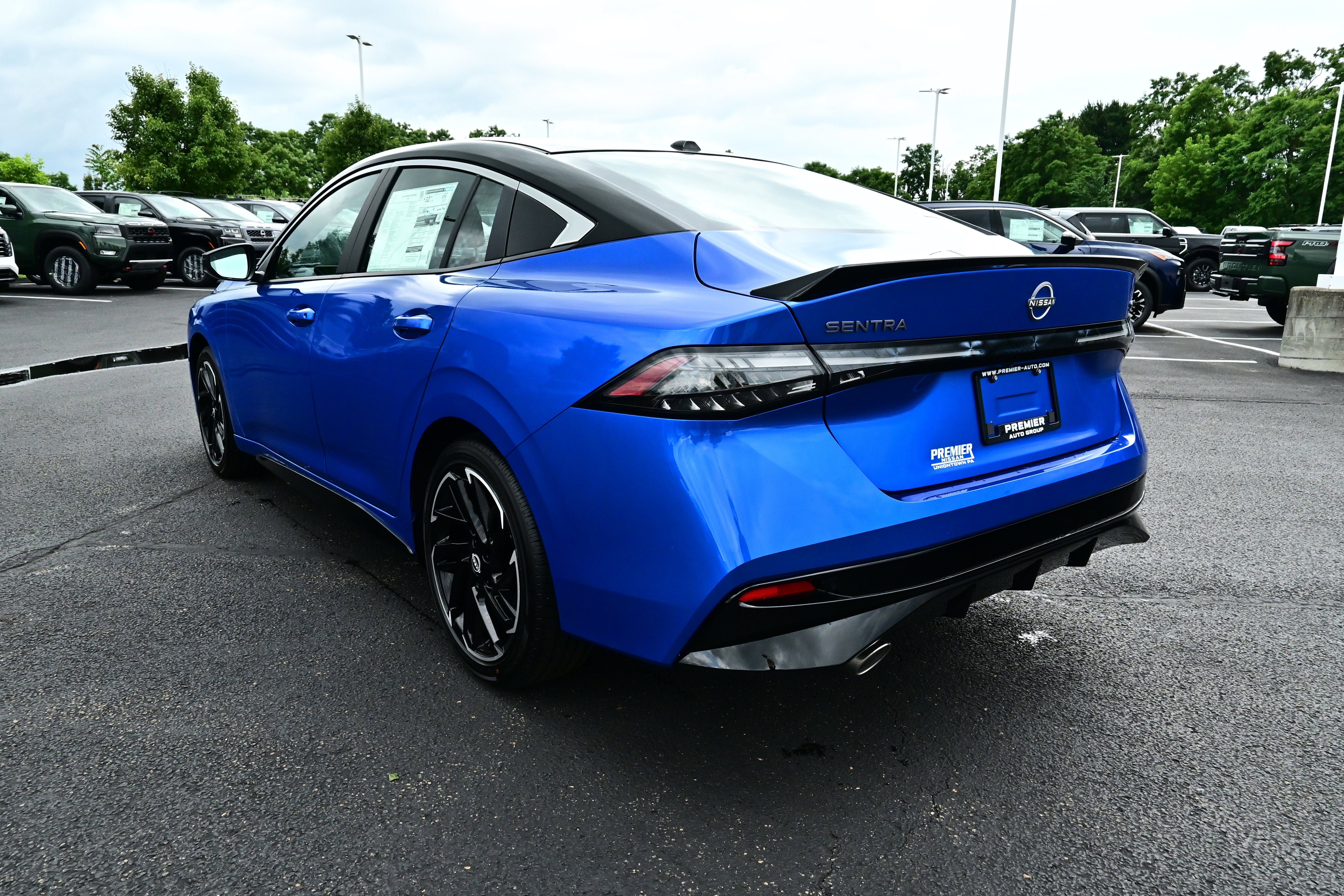 New 2026 Nissan Sentra SR FWD image 8