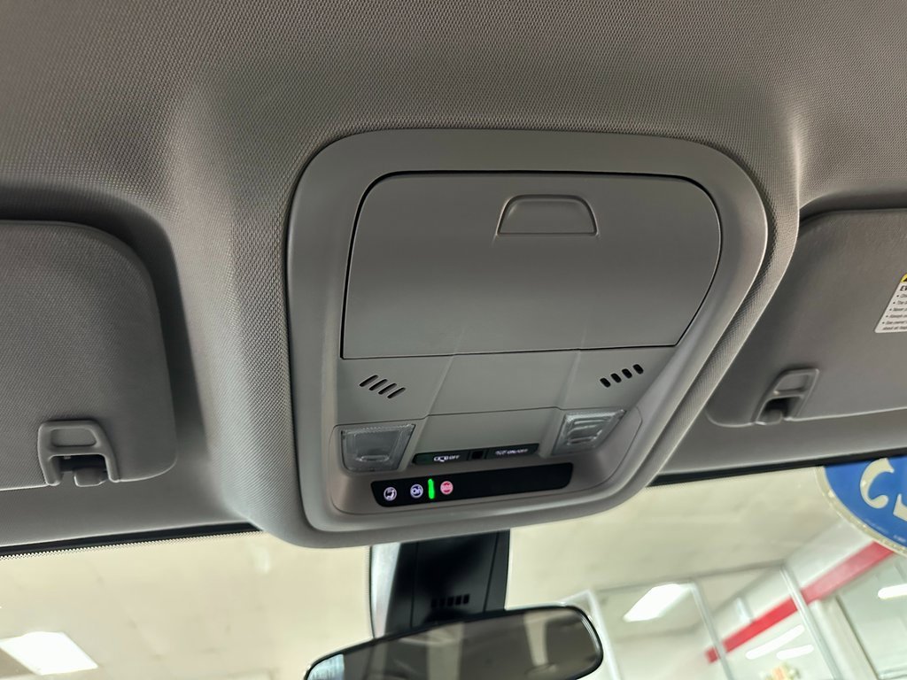 Used 2023 GMC Acadia SLE w/ Driver Convenience Package image 33