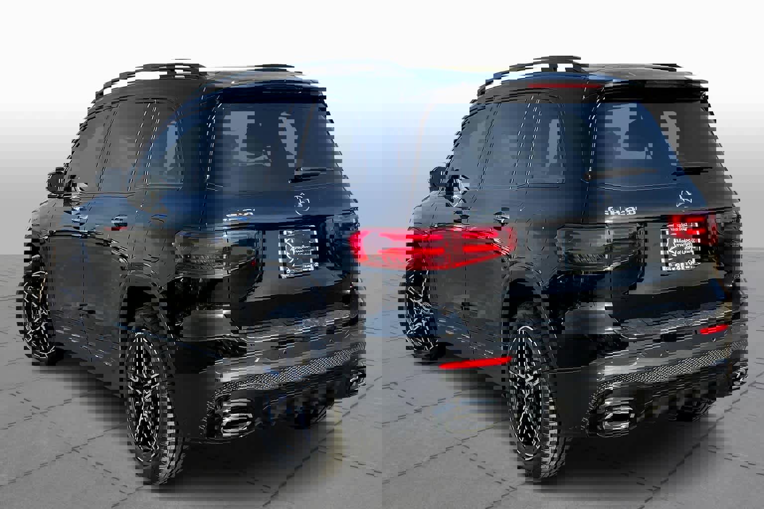 Certified 2024 Mercedes-Benz GLB 250 image 10