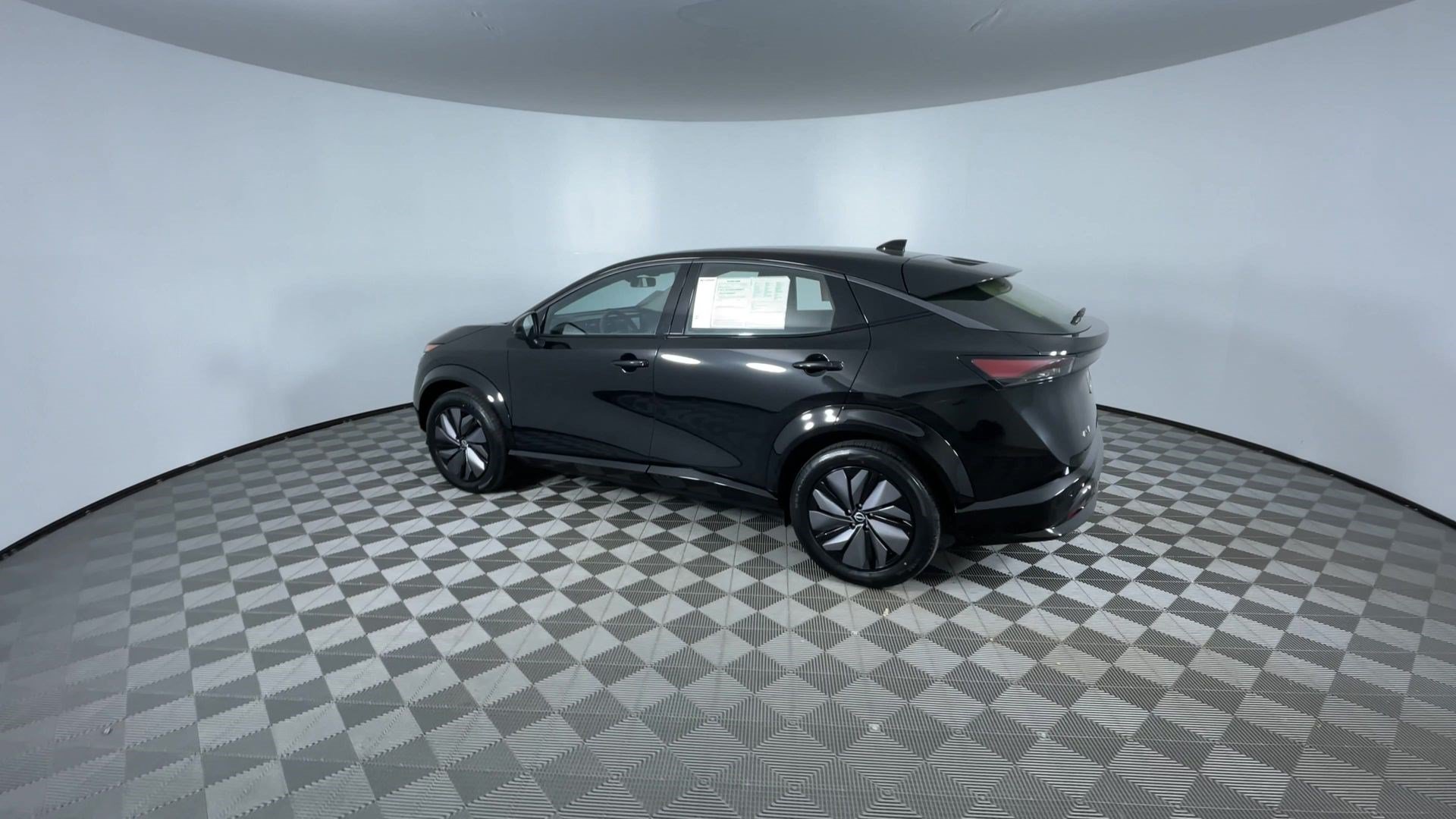Certified 2024 Nissan Ariya AWD image 6