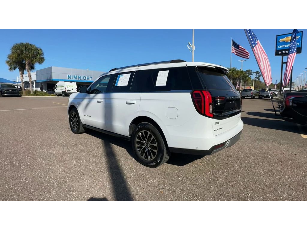 Used 2025 Ford Expedition Platinum image 4