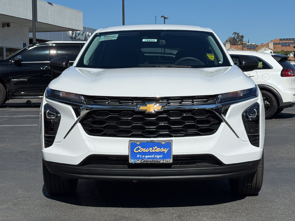 New 2026 Chevrolet Trax LS FWD image 4