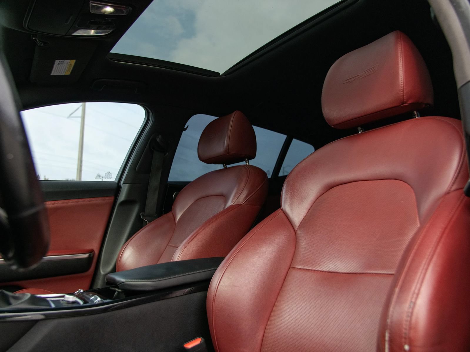 Used 2020 Kia Stinger GT-Line w/ Sun & Sound Package AWD/4WD image 19