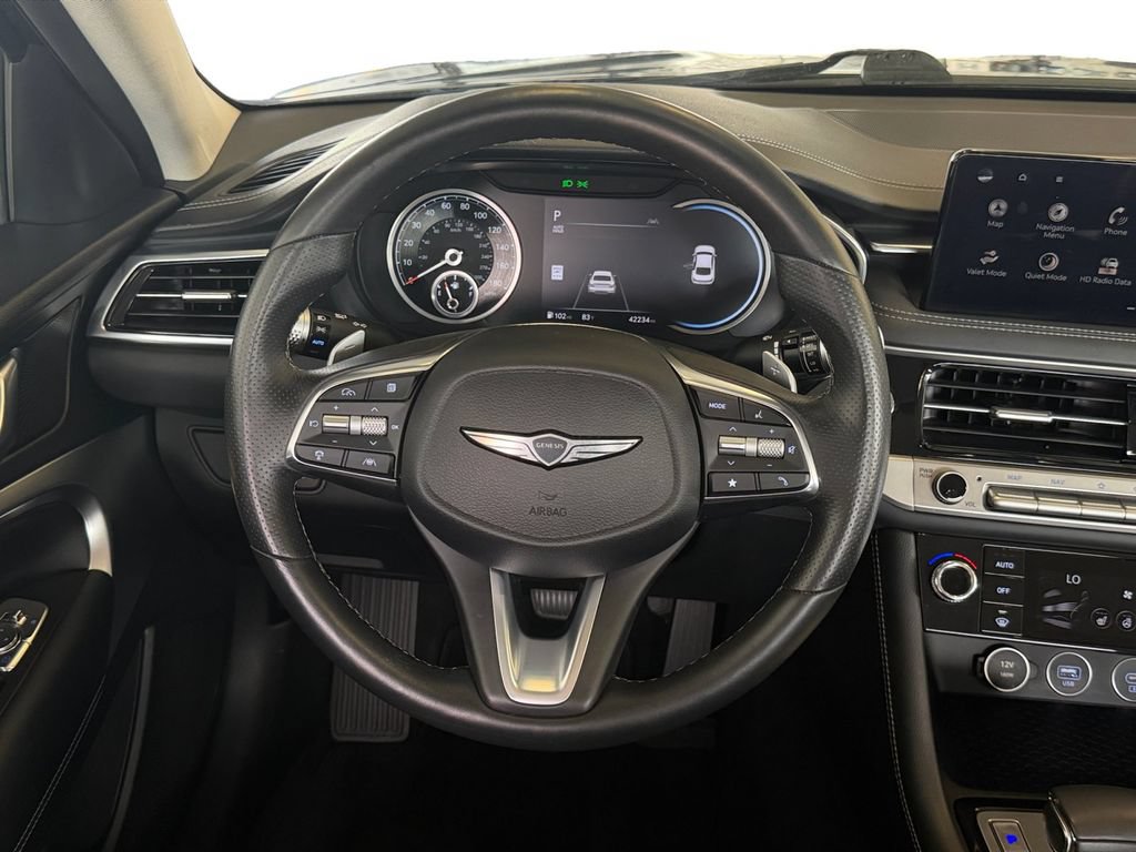 Used 2025 Genesis G70 2.5T AWD/4WD image 18