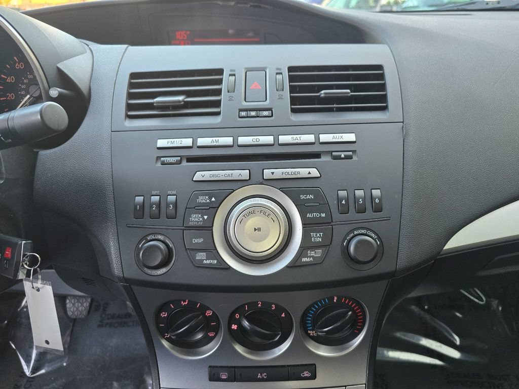 Used 2011 MAZDA MAZDA3 i Touring FWD image 21