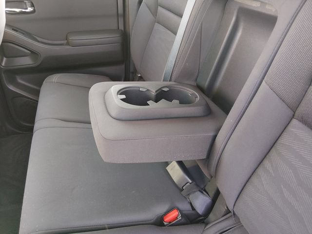 Used 2024 Nissan Frontier SV w/ SV Convenience Package RWD image 14