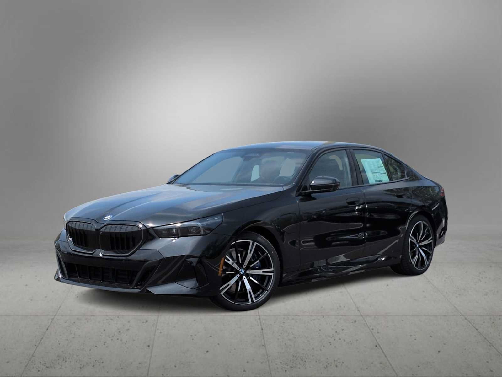 New 2027 BMW 550e xDrive AWD/4WD video 1