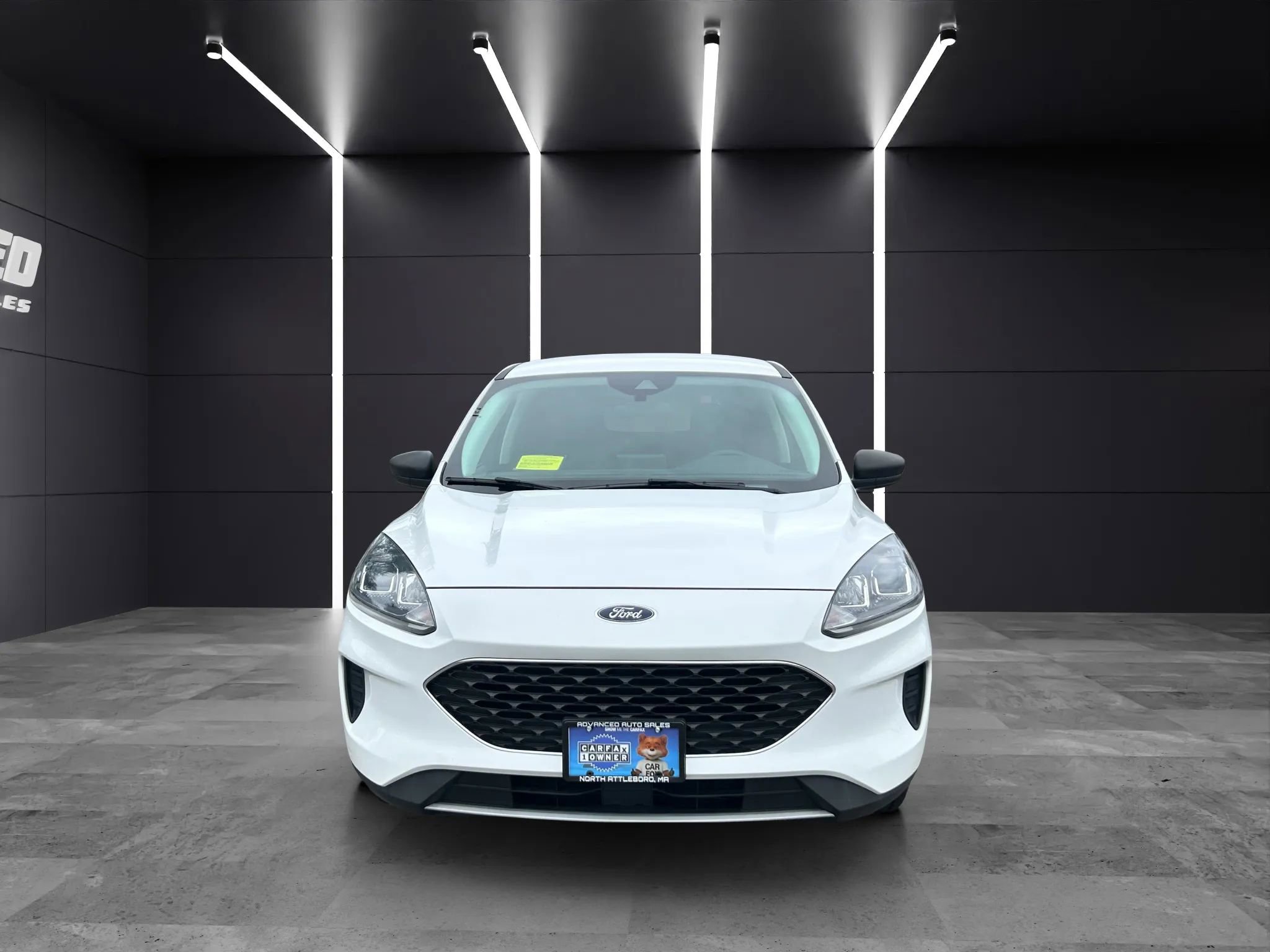Used 2022 Ford Escape SE AWD/4WD image 2