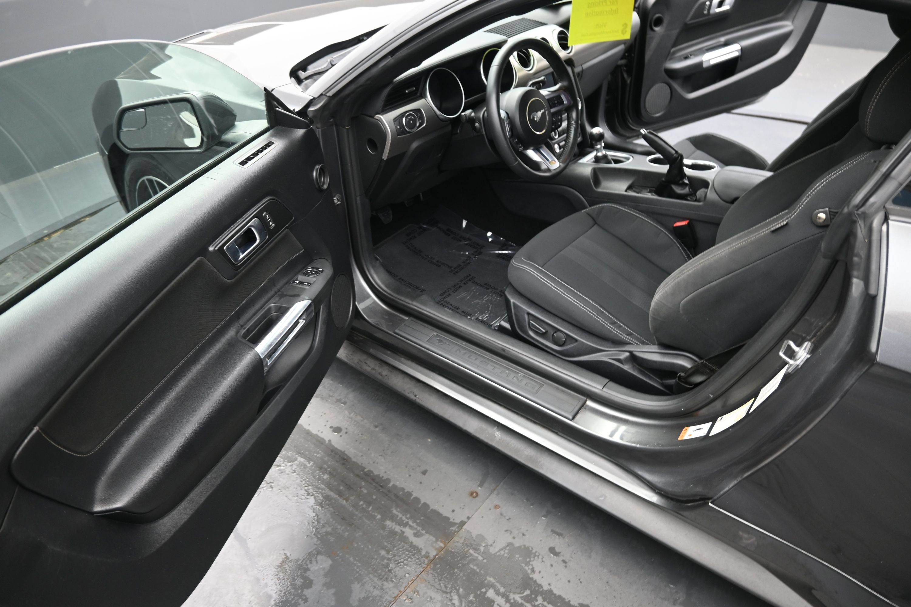 Used 2020 Ford Mustang GT RWD image 14