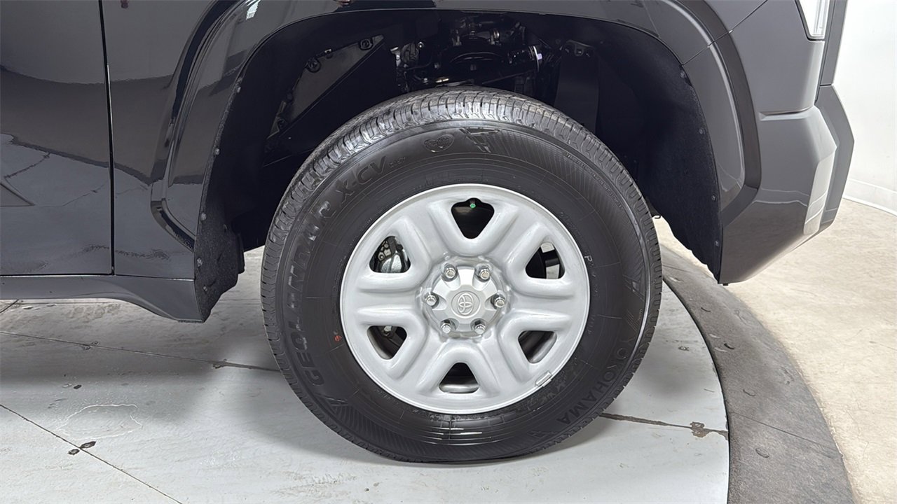 Used 2025 Toyota Tundra SR image 21
