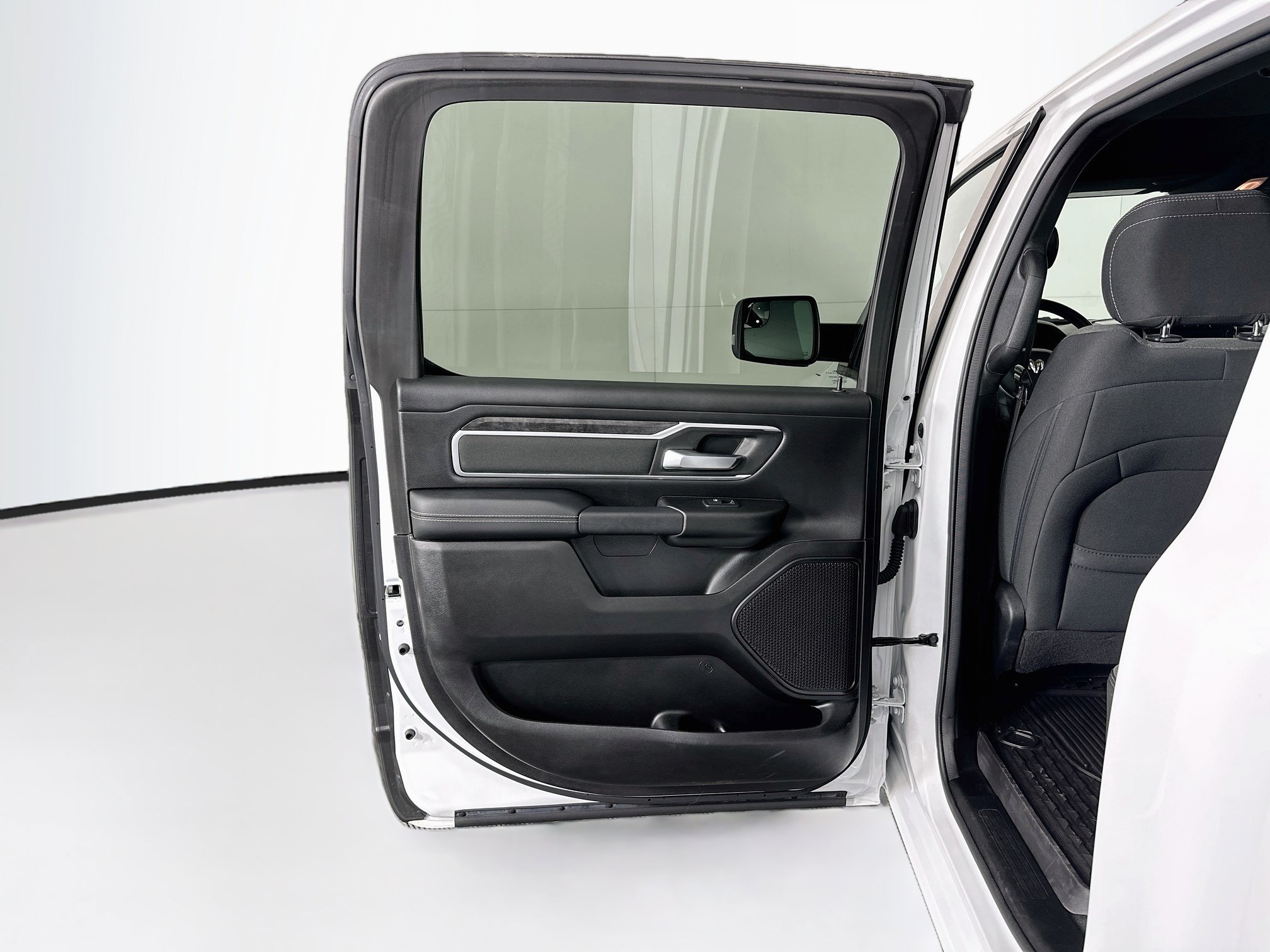 Used 2023 RAM 1500 Big Horn AWD/4WD image 27
