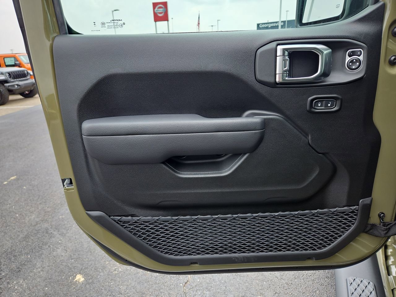 New 2025 Jeep Gladiator Sport image 18