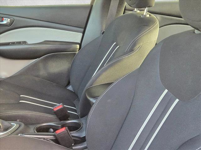 Used 2014 Dodge Dart SXT image 18
