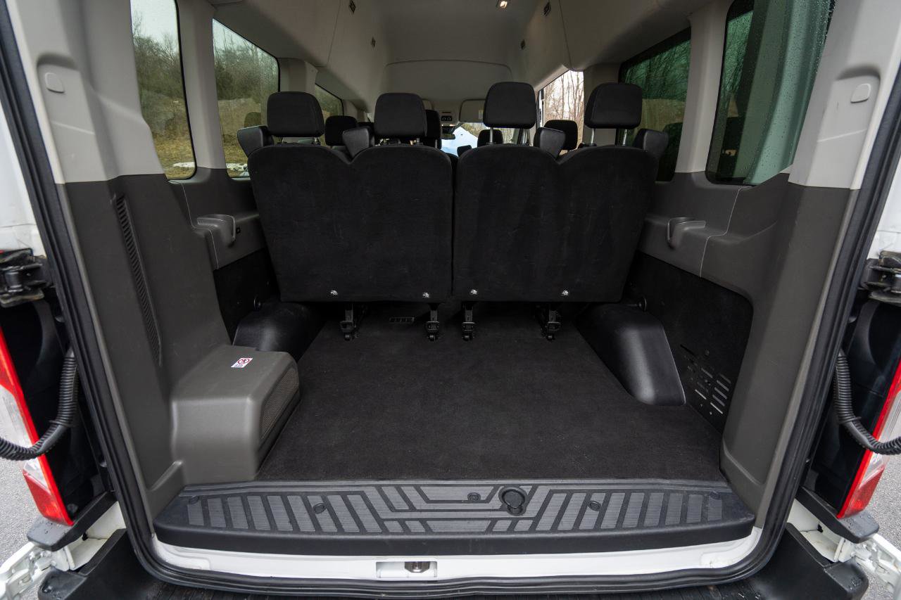 Used 2024 Ford Transit 350 XLT image 40